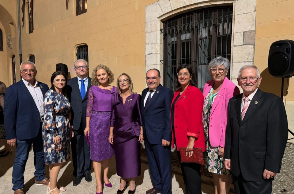 Juana Gregori es presentada como la Madrina de la Semana Santa de Gandia del 2025